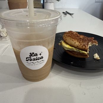 La Toxica - Lattes are great, all kinds of milk options. Chai and smoothie options too. Morning glory sandwich for breakfast is good - Coffee & Tea Near Me - Kihei, Hawaii La Toxica - Lattes are great, all kinds of milk options. Chai and smoothie options too. Morning glory sandwich for breakfast is good - Coffee & Tea Near Me - Kihei, Hawaii