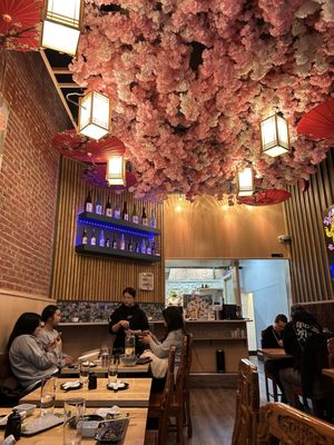 Hamono Sushi by null