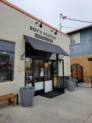 Roy's Station Coffee & Tea by null