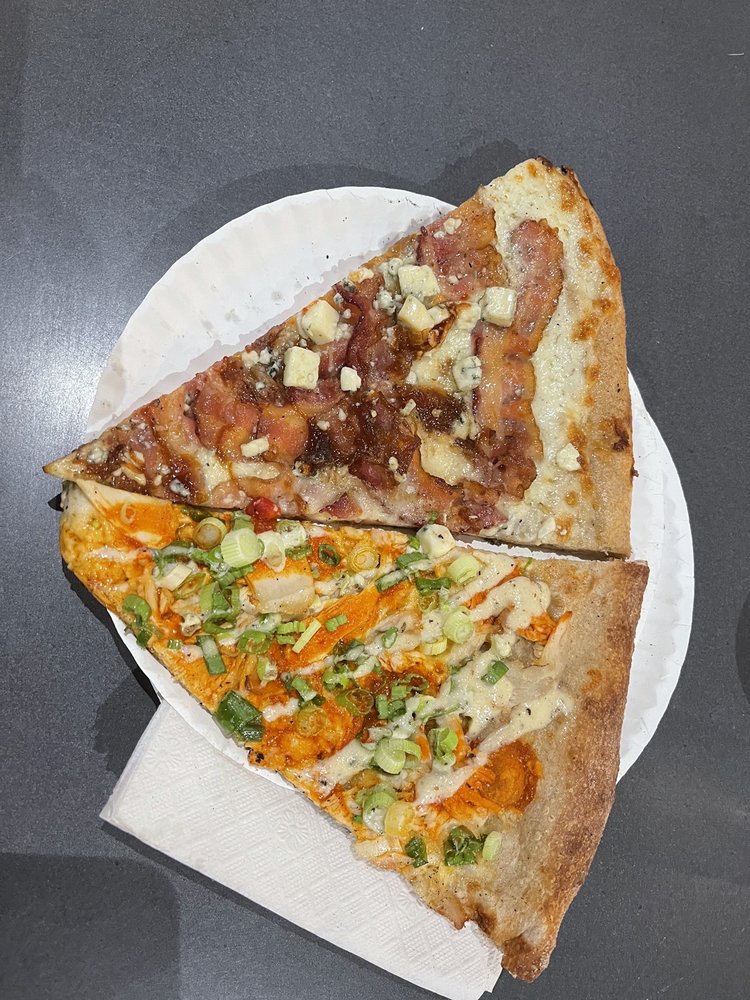 Fellini Pizzeria