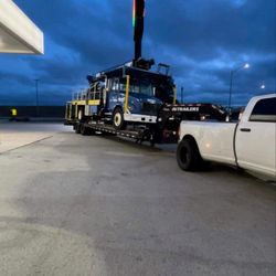 Trojan Towing and Transportation - Heavy Hauling (210)685-0542