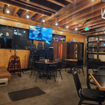 Maltby Pizza & Pasta - Enclosed heated patio. - Pizza Near Me - Snohomish, Washington Maltby Pizza & Pasta - Enclosed heated patio. - Pizza Near Me - Snohomish, Washington