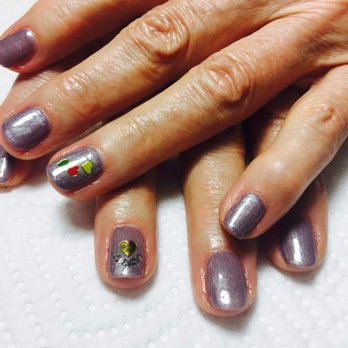 Rowena Nails - Simone Salon - Nail Technicians Near Me - Sacramento, California Rowena Nails - Simone Salon - Nail Technicians Near Me - Sacramento, California