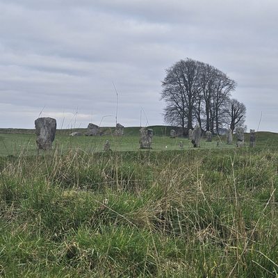 Avebury by null