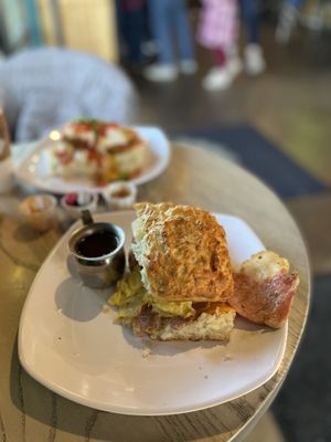 Biscuit Head by null