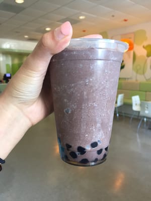 Tutti Frutti Frozen Yogurt by null