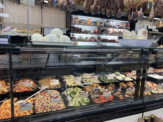 Tuscany Italian Market & Catering by null
