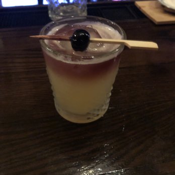 Grit & Tonic Handcrafted - Brooklyn Sour - Cocktail Bars Near Me - Lebanon, Illinois Grit & Tonic Handcrafted - Brooklyn Sour - Cocktail Bars Near Me - Lebanon, Illinois