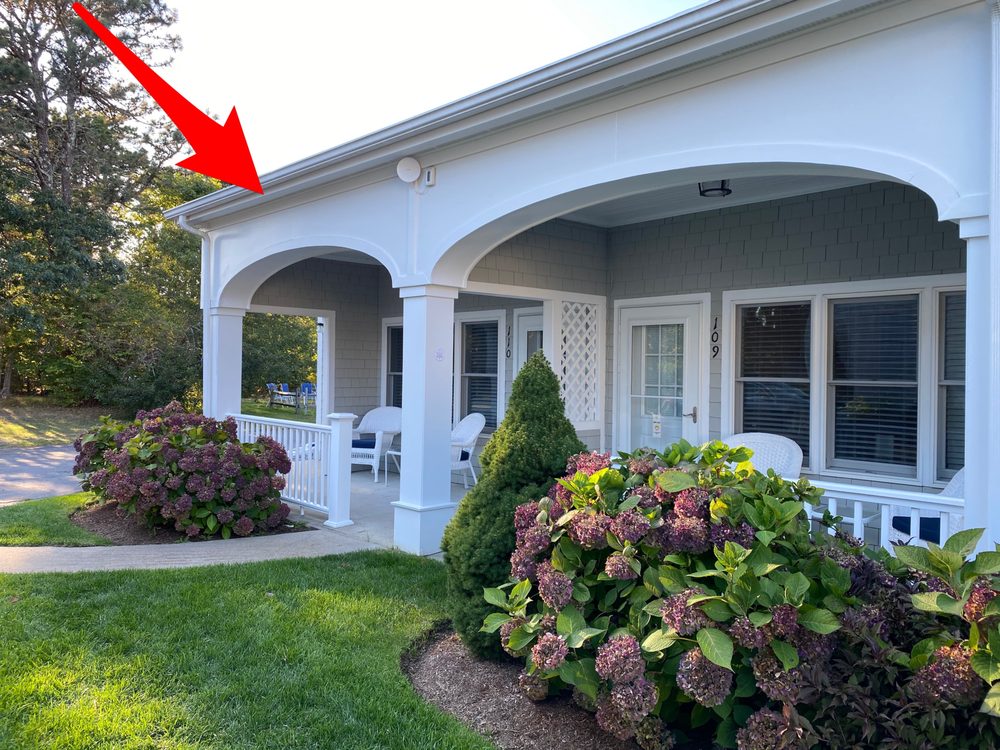 THE COMMODORE INN Updated September 2024 16 Photos & 29 Reviews 30 Earle Rd, West Harwich