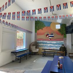 The Cuban Guy - Inside eating area...