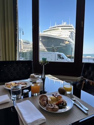 Savoia Excelsior Palace by null