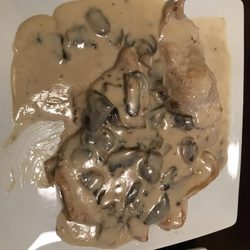 Punto Sabroso - Chichen with mushrooms