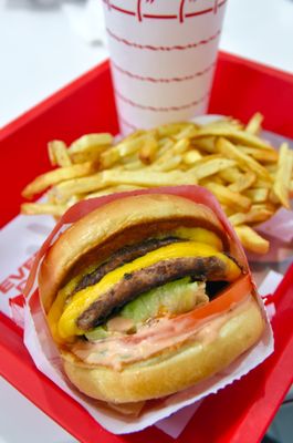 In-N-Out Burger by null