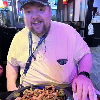 Plaza Mexico - My brother Jonathan with Chicken Fajitas - Mexican Near Me - Lakeland, Florida Plaza Mexico - My brother Jonathan with Chicken Fajitas - Mexican Near Me - Lakeland, Florida