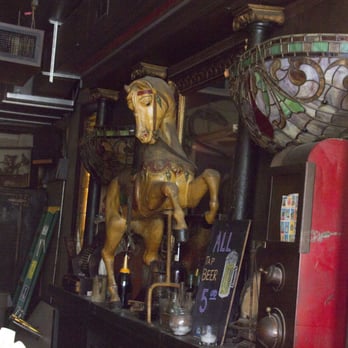 La Carafe - upstairs bar - Wine Bars Near Me - Houston, Texas La Carafe - upstairs bar - Wine Bars Near Me - Houston, Texas