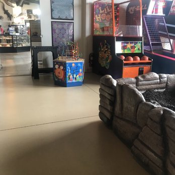 The Dinosaur Store - Jurassic b-ball. - Museums Near Me - Cocoa Beach, Florida