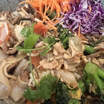 Thaiburi - Beef Pad Se-Ew - Thai Near Me - Modesto, California