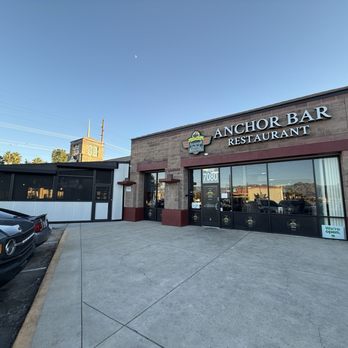Anchor Bar Tucson - Outside - Chicken Wings Near Me - Tucson, Arizona