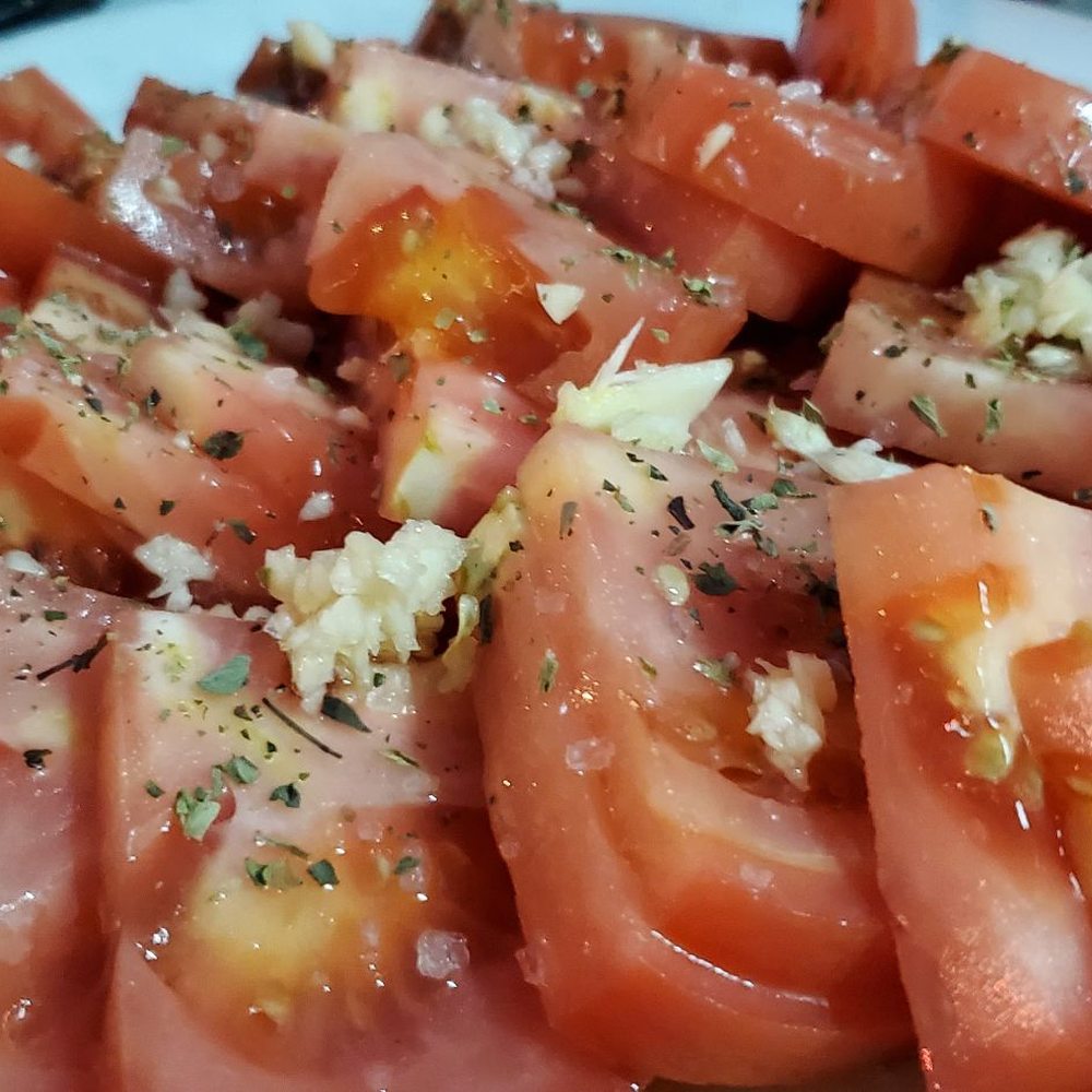 Bar Rincon - Tomato salad full of olive oil, vinegar,  fresh garlic, rick salt and other spices. Very refreshing. - Pubs Near Me - Maspalomas, GC