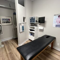 Southcenter Chiropractic Massage and Rehab - Digital X-rays