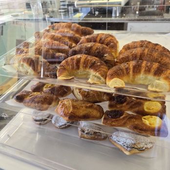 La Farola Empanadas - Pastries - Empanadas Near Me - Costa Mesa, California La Farola Empanadas - Pastries - Empanadas Near Me - Costa Mesa, California