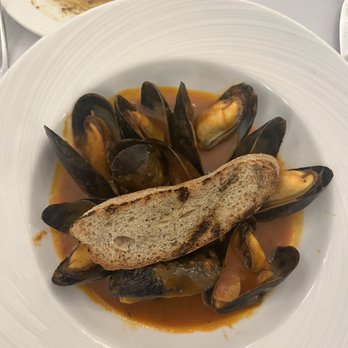 Piccolo Sogno - Mussels - Italian Near Me - Chicago, Illinois Piccolo Sogno - Mussels - Italian Near Me - Chicago, Illinois