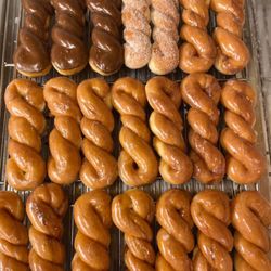 Happy Donuts