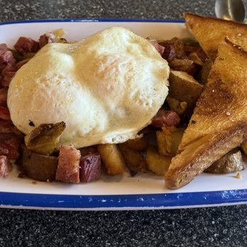 The Blue Hen Cafe - Corn Beef Hash - Southern Near Me - Saint Augustine, Florida The Blue Hen Cafe - Corn Beef Hash - Southern Near Me - Saint Augustine, Florida
