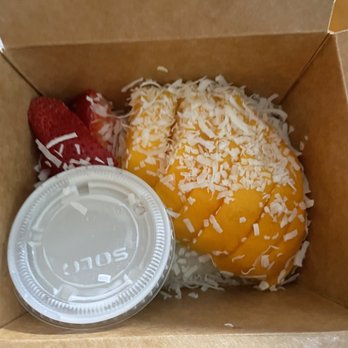 Vientiane Bistro - MANGO COCONUT STICKY RICE - Laotian Near Me - Philadelphia, Pennsylvania Vientiane Bistro - MANGO COCONUT STICKY RICE - Laotian Near Me - Philadelphia, Pennsylvania