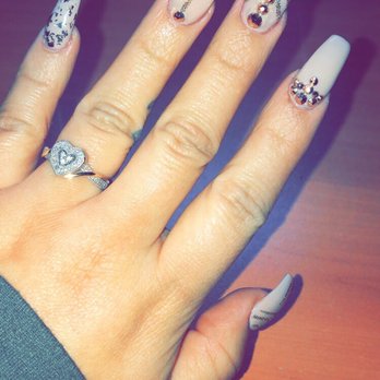 MD Beyond Polish - Nail Salons Near Me - Lodi, California