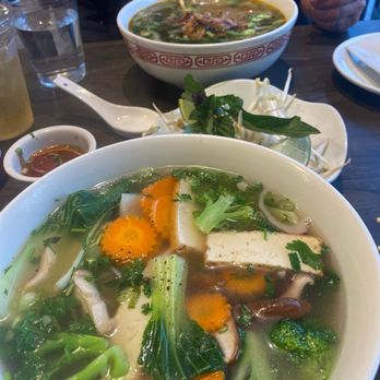 Saigon Bistro - Vegetarian Pho & Chicken Pho - Vietnamese Near Me - Jersey City, New Jersey