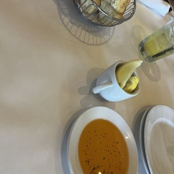 Bravo! Italian Kitchen - Bread and oil - Italian Near Me - West Homestead, Pennsylvania