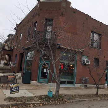 Lona's Lil Eats - Historic Fox Park neighborhood, featuring Victorian and Second Empire architecture. - Asian Fusion Near Me - St Louis, Missouri Lona's Lil Eats - Historic Fox Park neighborhood, featuring Victorian and Second Empire architecture. - Asian Fusion Near Me - St Louis, Missouri
