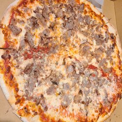 Fratelli's Pizzeria & Restaurant - Sausage pie