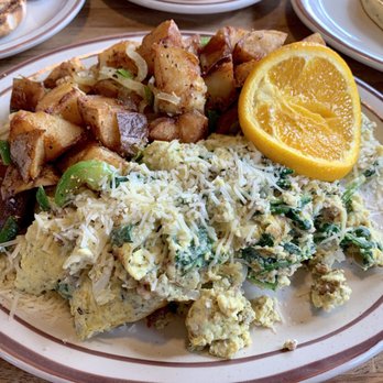 Totem Family Dining - Joes scramble (sausage, garlic, spinach, cheese) and O'Brien potatoes ! - Breakfast & Brunch Near Me - Everett, Washington