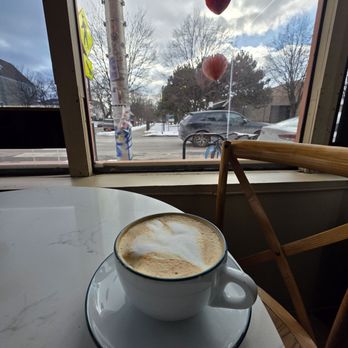 Brew Brew Coffee and Tea - Coffee & Tea Near Me - Chicago, Illinois