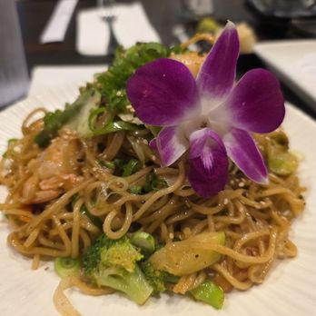 Domo Sushi - Sushi Bars Near Me - Anaheim Hills, California Domo Sushi - Sushi Bars Near Me - Anaheim Hills, California