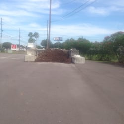 City of Largo Recycling Drop Off Center - Free mulch here.