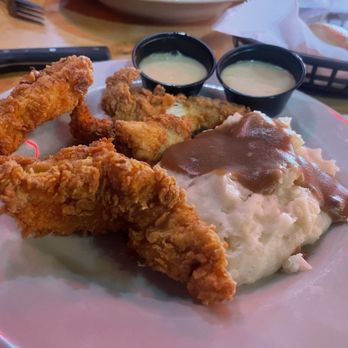 Logan's Roadhouse - Chicken tenders meal - Steakhouses Near Me - Grandville, Michigan