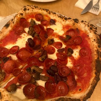 Pizzeria Tratto Napoletana - Double pepperoni with olive and mushrooms. - Pizza Near Me - Penticton, British Columbia Pizzeria Tratto Napoletana - Double pepperoni with olive and mushrooms. - Pizza Near Me - Penticton, British Columbia