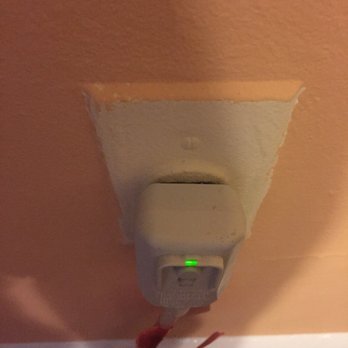 Right Choice Construction - They did not use painter's tape or clean up the paint, even after I pointed it out. - General Contractors Near Me - Queens, New York