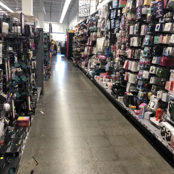 Five Below - Discount Store Near Me - Mohegan Lake, New York Five Below - Discount Store Near Me - Mohegan Lake, New York