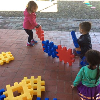 Bilingual Early Learning Academy - Busy builders - Preschools Near Me - Austin, Texas