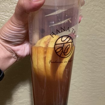 Hana Tea - New HK lemon black tea, 50% sweetness. The lemon overpowered the tea. - Bubble Tea Near Me - Honolulu, Hawaii Hana Tea - New HK lemon black tea, 50% sweetness. The lemon overpowered the tea. - Bubble Tea Near Me - Honolulu, Hawaii