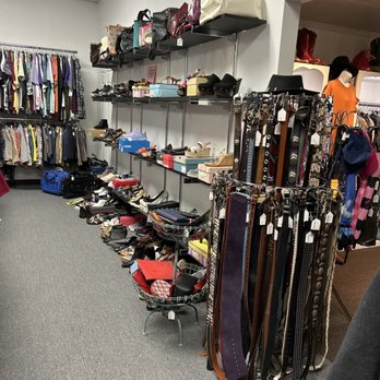 Designer Consignment - Woman's belts - Women's Clothing Near Me - Tyler, Texas Designer Consignment - Woman's belts - Women's Clothing Near Me - Tyler, Texas