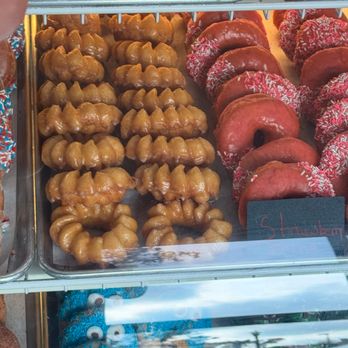 Lake Donuts - Donuts Near Me - Port Clinton, Ohio Lake Donuts - Donuts Near Me - Port Clinton, Ohio