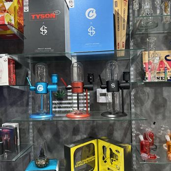 THE PLUG SMOKE & VAPE - Updated June 2026 - 6994 NW 83rd St, Kansas City,  Missouri - Vape Shops - Phone Number