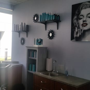 Bella Mane Studio Salon - Bella Mane Studio - Makeup Artists Near Me - Roseville, California