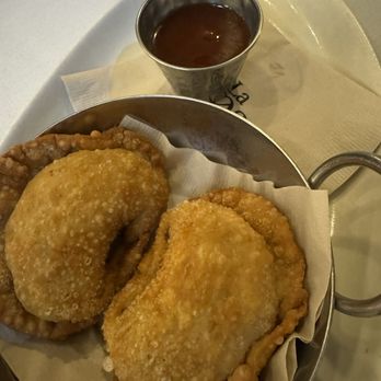 La Rosa Fine Cuban Cuisine - Empanadas Queso 2 - Cuban Near Me - Miami, Florida La Rosa Fine Cuban Cuisine - Empanadas Queso 2 - Cuban Near Me - Miami, Florida