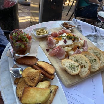 Red Table - Charcuterie board and Tuna Poke - Gastropubs Near Me - Huntington Beach, California Red Table - Charcuterie board and Tuna Poke - Gastropubs Near Me - Huntington Beach, California